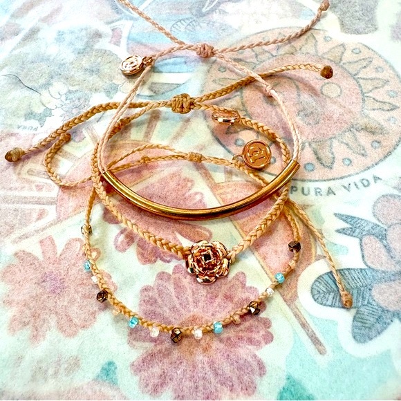 Pura Vida May 2018 “Wild Rose” bracelet club set - Picture 6 of 6